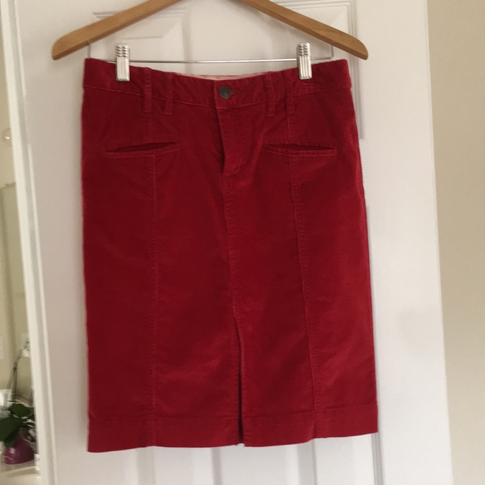Red skirt